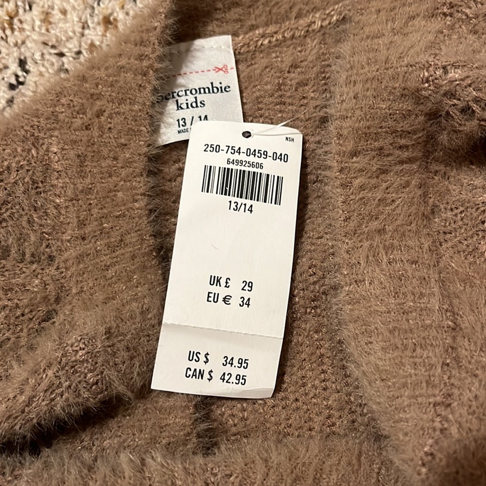 Sweater - Picture 3 of 3